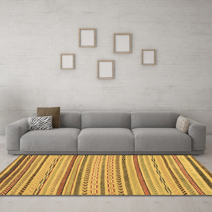 Machine Washable Abstract Brown Modern Rug in a Living Room,, wshabs2287brn