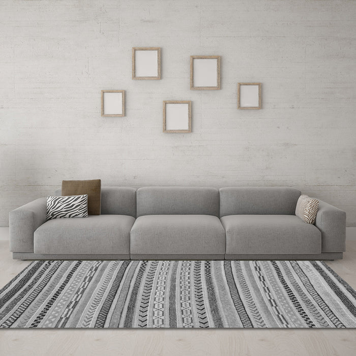 Machine Washable Abstract Gray Modern Rug in a Living Room,, wshabs2287gry