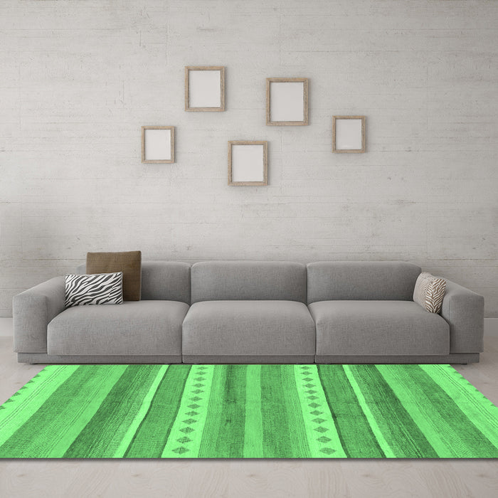 Machine Washable Abstract Emerald Green Modern Area Rugs in a Living Room,, wshabs228emgrn