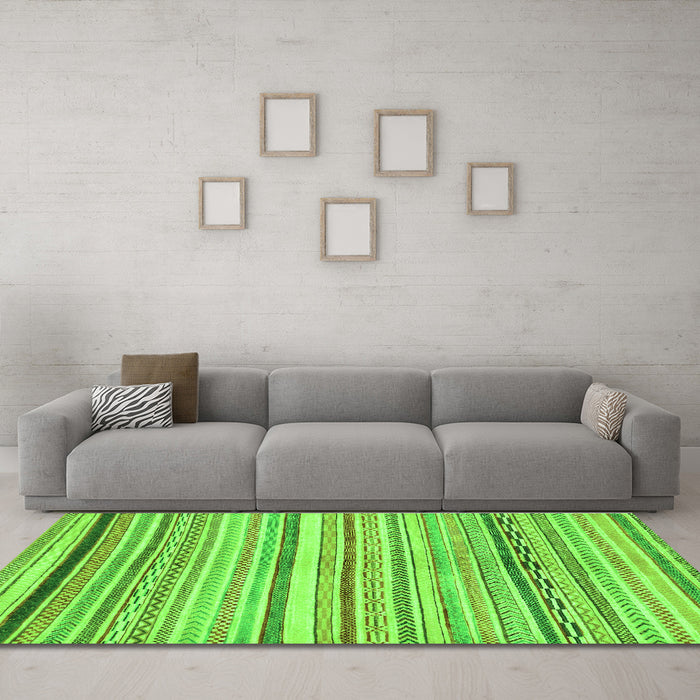 Machine Washable Abstract Green Modern Area Rugs in a Living Room,, wshabs2291grn