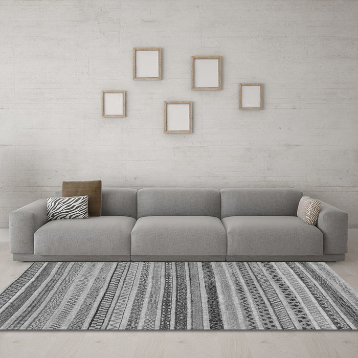 Machine Washable Abstract Gray Modern Rug in a Living Room,, wshabs2293gry
