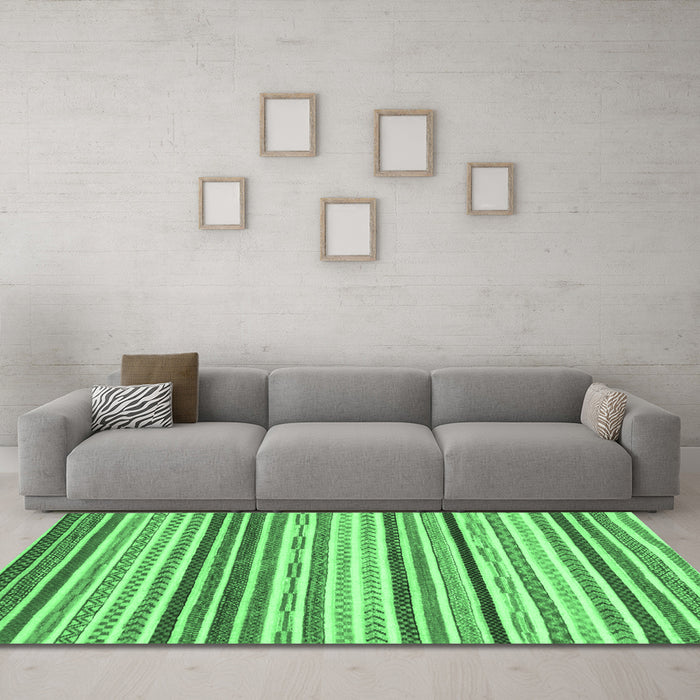 Machine Washable Abstract Emerald Green Modern Area Rugs in a Living Room,, wshabs2294emgrn
