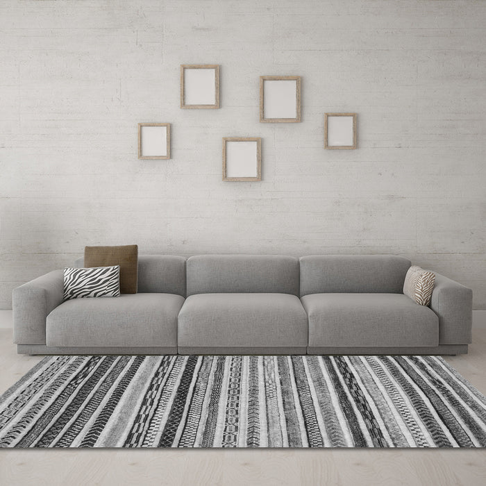 Machine Washable Abstract Gray Modern Rug in a Living Room,, wshabs2298gry