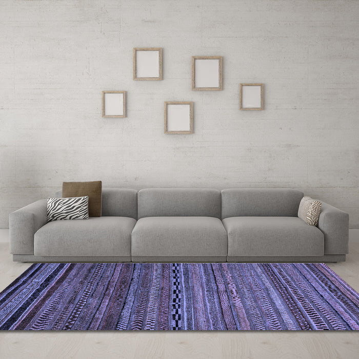 Machine Washable Oriental Blue Modern Rug in a Living Room, wshabs2312blu