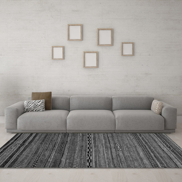 Machine Washable Oriental Gray Modern Rug in a Living Room,, wshabs2312gry