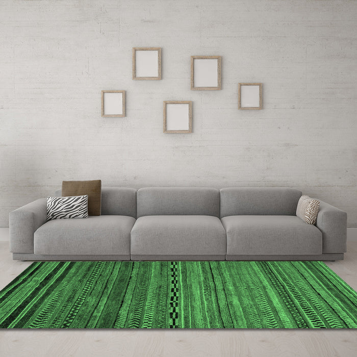 Machine Washable Oriental Emerald Green Modern Area Rugs in a Living Room,, wshabs2312emgrn