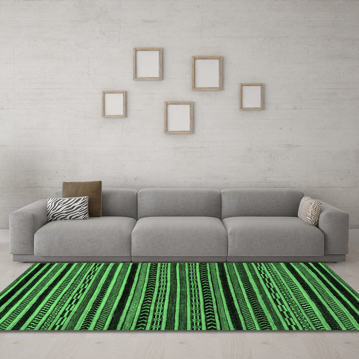 Machine Washable Oriental Emerald Green Modern Area Rugs in a Living Room,, wshabs2313emgrn