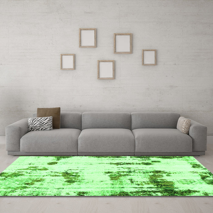 Machine Washable Abstract Green Modern Area Rugs in a Living Room,, wshabs2321grn