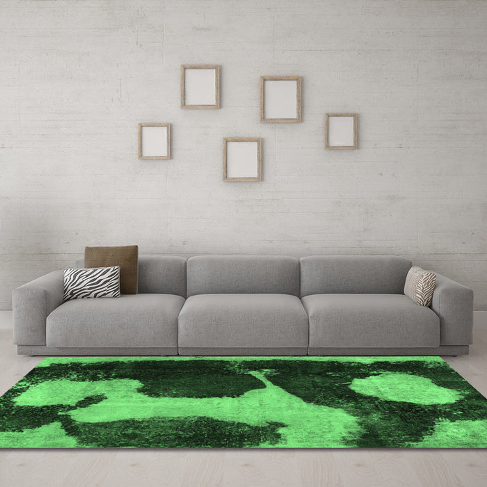 Machine Washable Abstract Emerald Green Modern Area Rugs in a Living Room,, wshabs2322emgrn