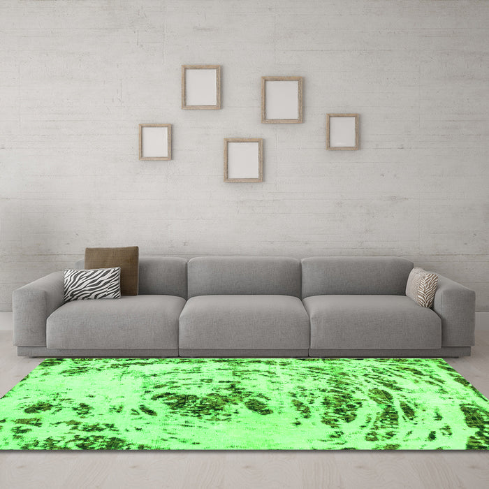 Machine Washable Abstract Green Modern Area Rugs in a Living Room,, wshabs2330grn