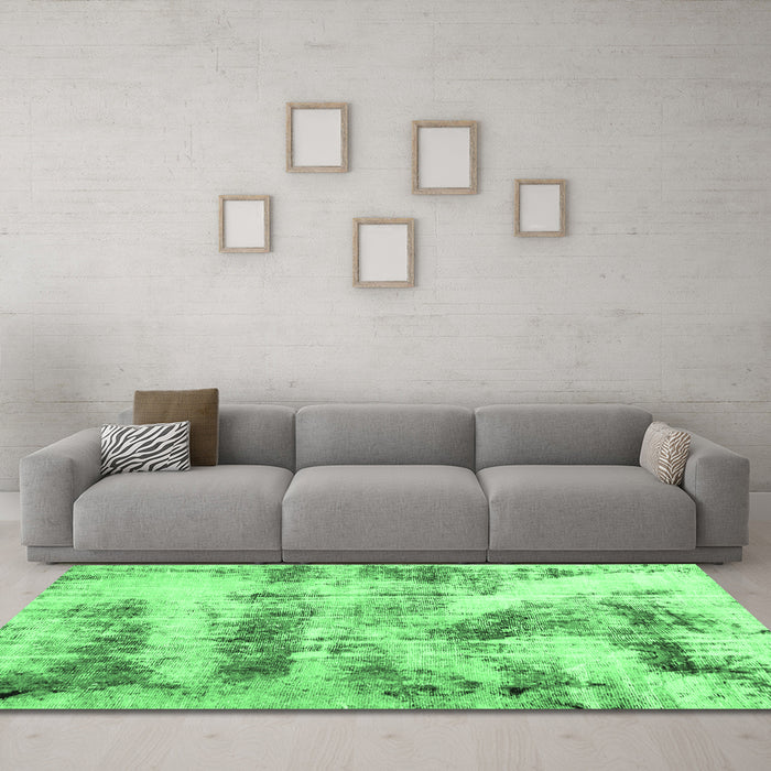 Machine Washable Abstract Emerald Green Modern Area Rugs in a Living Room,, wshabs2331emgrn
