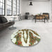 Round Machine Washable Abstract Green Rug in a Office, wshabs2332