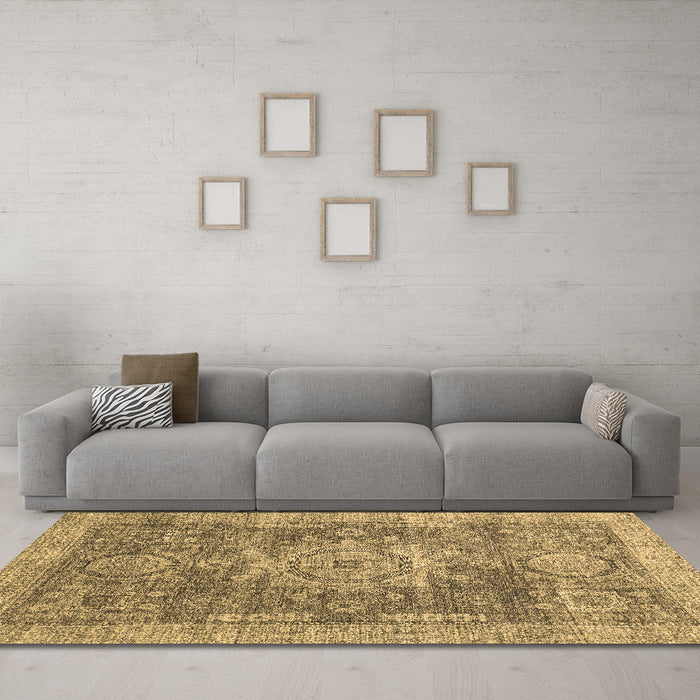 Machine Washable Abstract Brown Modern Rug in a Living Room,, wshabs2338brn