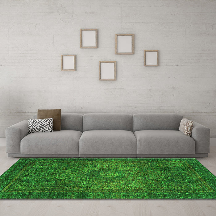 Machine Washable Abstract Green Modern Area Rugs in a Living Room,, wshabs2344grn