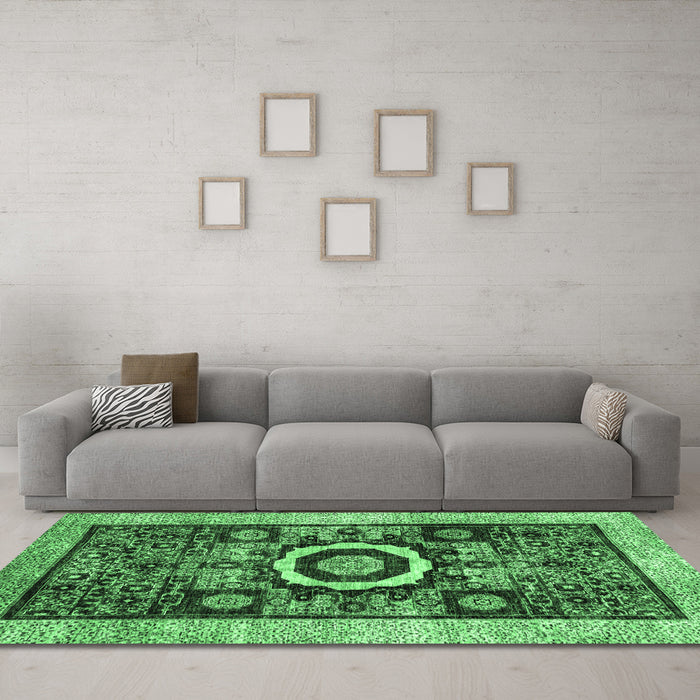Machine Washable Abstract Emerald Green Modern Area Rugs in a Living Room,, wshabs2348emgrn