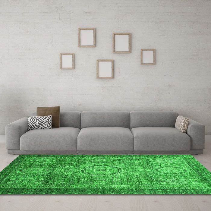 Machine Washable Abstract Green Modern Area Rugs in a Living Room,, wshabs2350grn