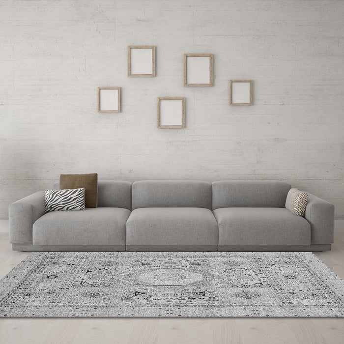 Machine Washable Abstract Gray Modern Rug in a Living Room,, wshabs2351gry