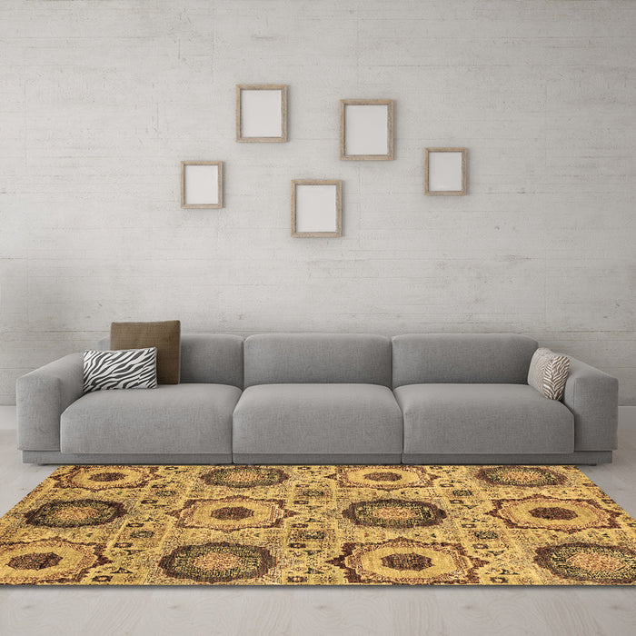 Machine Washable Abstract Brown Modern Rug in a Living Room,, wshabs2363brn