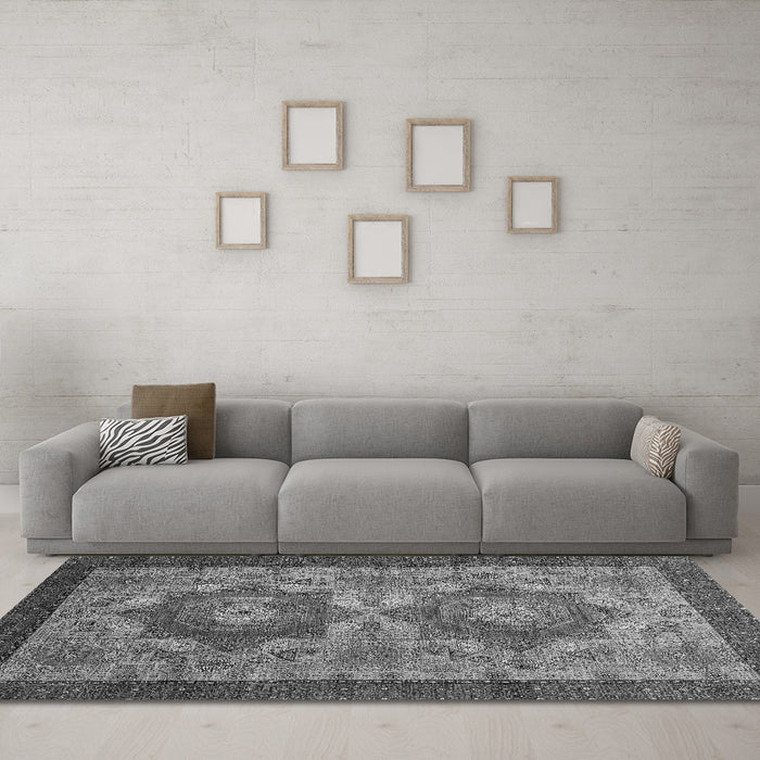 Machine Washable Abstract Gray Modern Rug in a Living Room,, wshabs2367gry