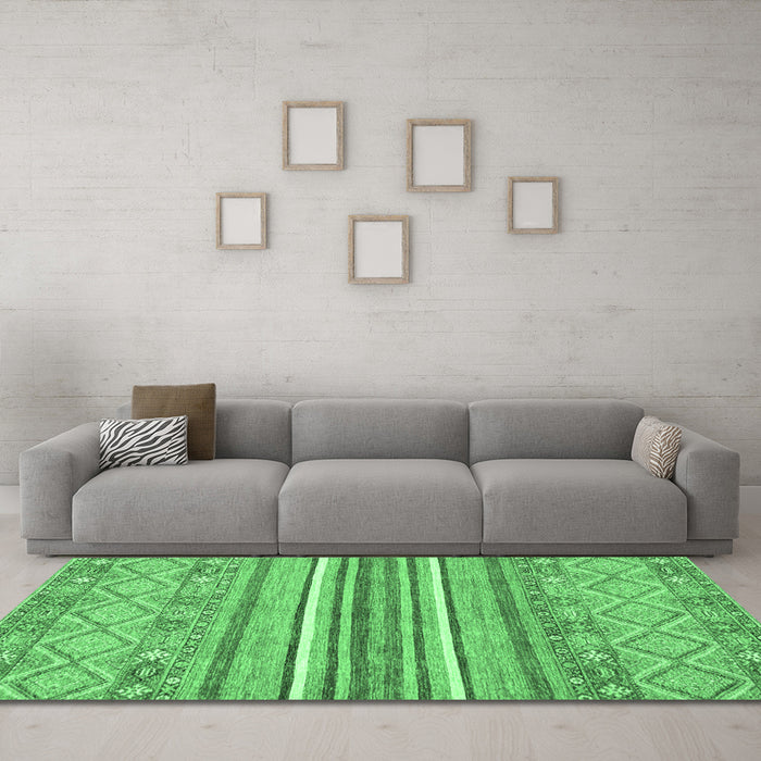 Machine Washable Abstract Emerald Green Modern Area Rugs in a Living Room,, wshabs2378emgrn