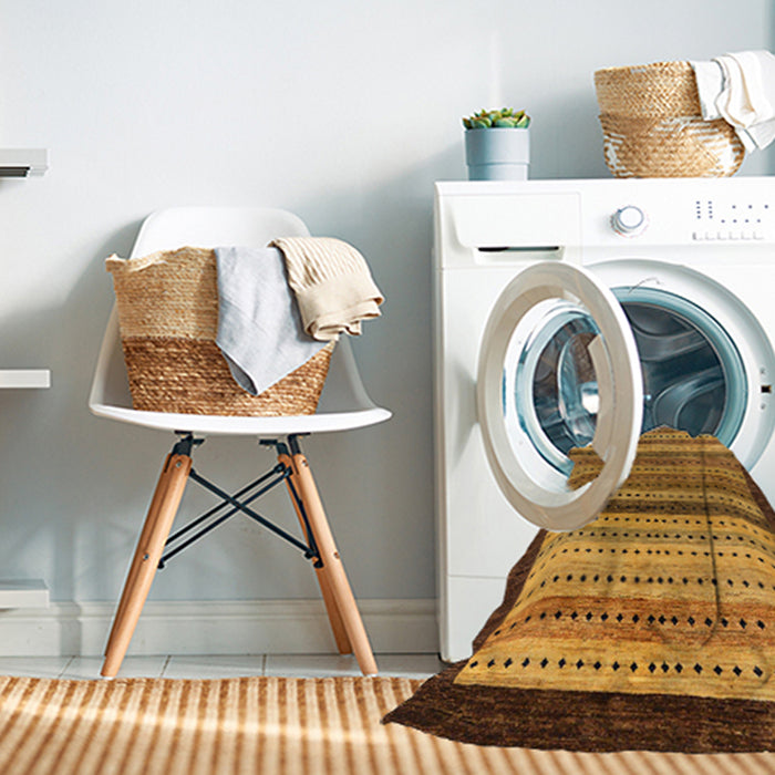 Machine Washable Abstract Saddle Brown Rug in a Washing Machine, wshabs237