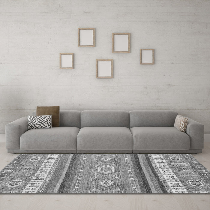 Machine Washable Abstract Gray Modern Rug in a Living Room,, wshabs2382gry
