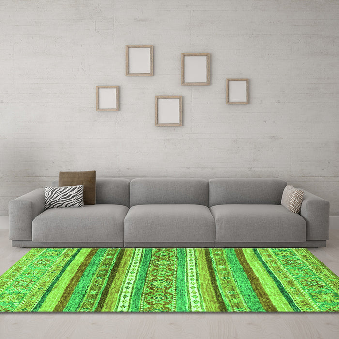 Machine Washable Abstract Green Modern Area Rugs in a Living Room,, wshabs2384grn