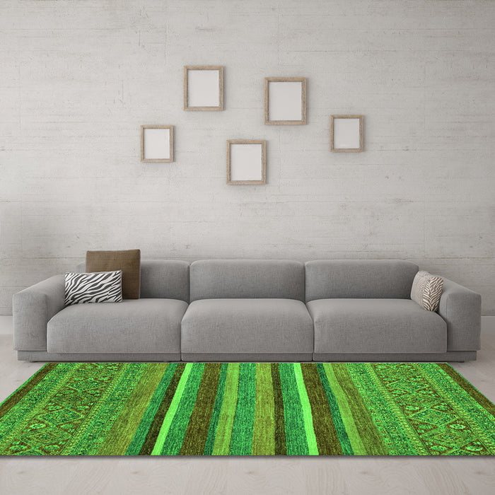 Machine Washable Abstract Green Modern Area Rugs in a Living Room,, wshabs2387grn