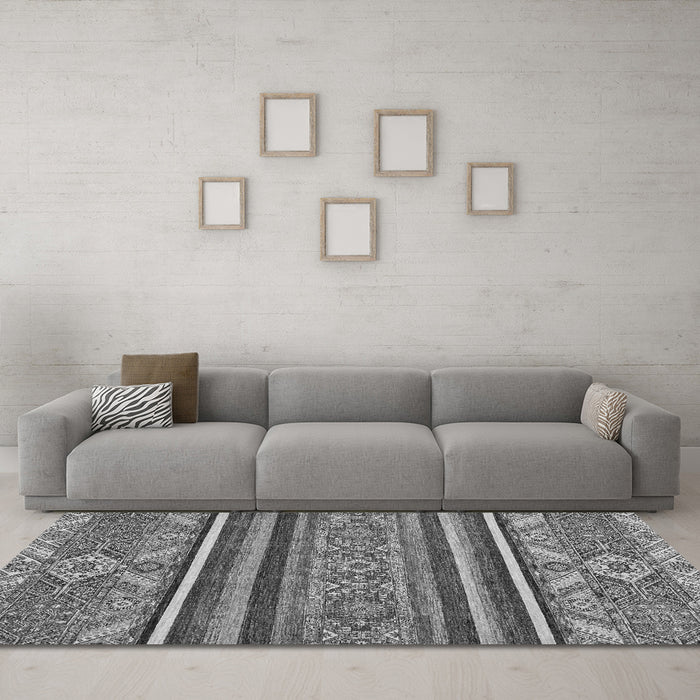 Machine Washable Abstract Gray Modern Rug in a Living Room,, wshabs2391gry