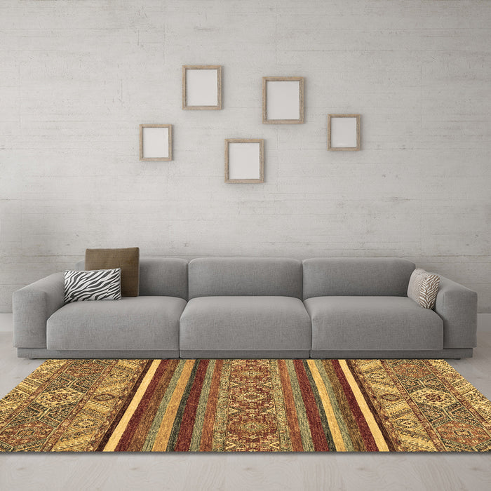 Machine Washable Abstract Brown Modern Rug in a Living Room,, wshabs2391brn