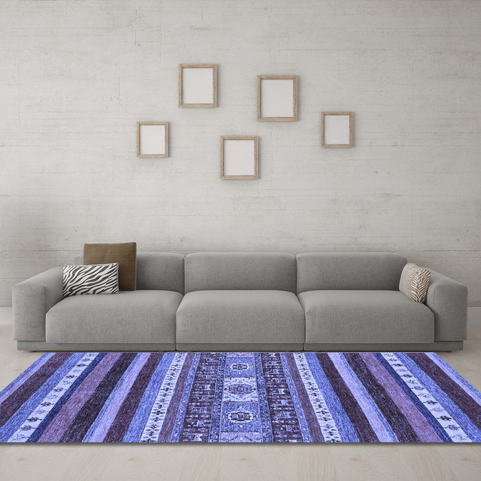 Machine Washable Abstract Blue Modern Rug in a Living Room, wshabs2393blu