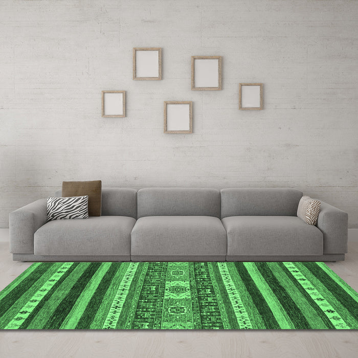 Machine Washable Abstract Emerald Green Modern Area Rugs in a Living Room,, wshabs2393emgrn