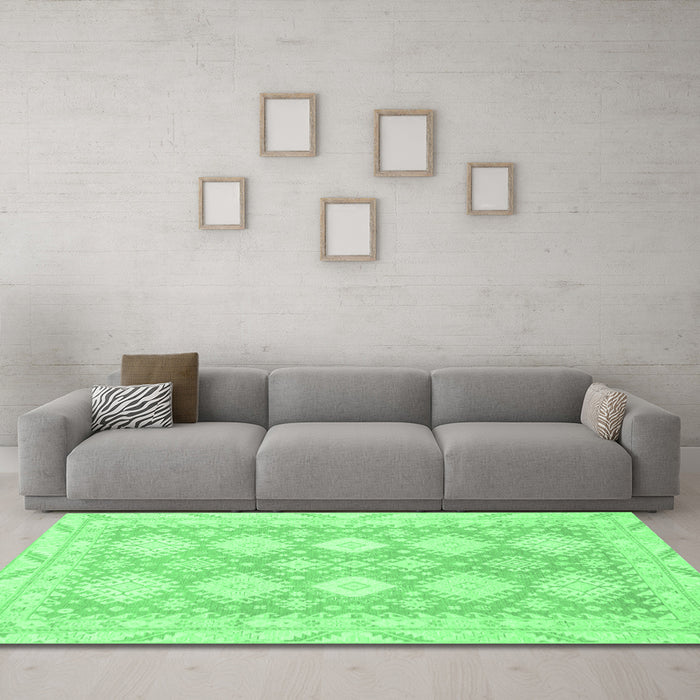 Machine Washable Abstract Emerald Green Modern Area Rugs in a Living Room,, wshabs2397emgrn
