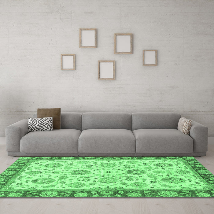 Machine Washable Oriental Emerald Green Modern Area Rugs in a Living Room,, wshabs2407emgrn