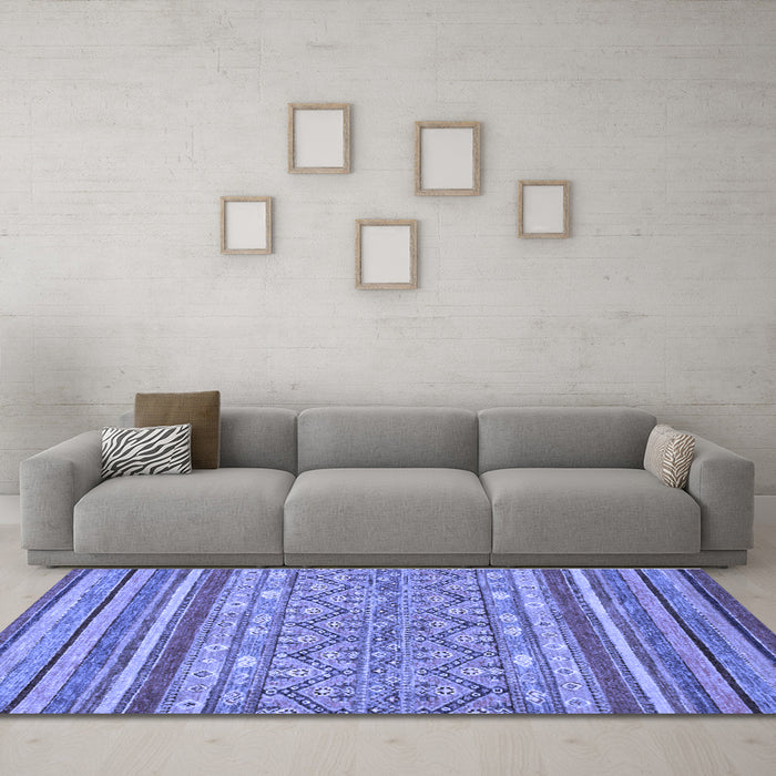 Machine Washable Abstract Blue Modern Rug in a Living Room, wshabs2418blu