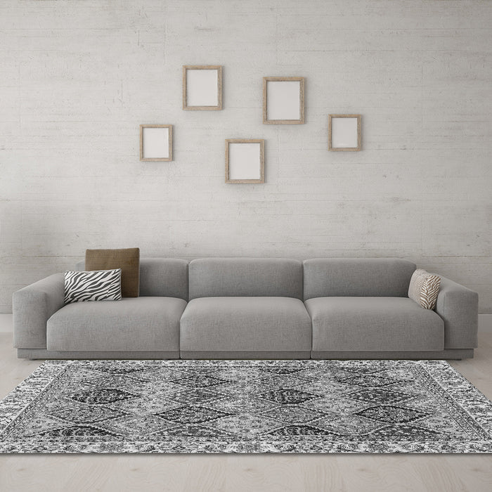 Machine Washable Abstract Gray Modern Rug in a Living Room,, wshabs2419gry
