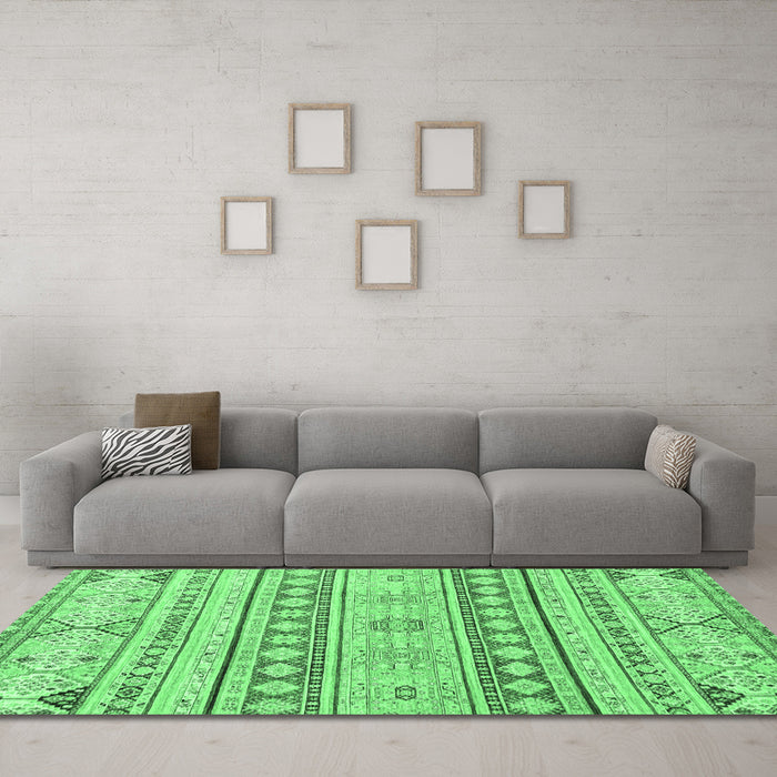 Machine Washable Abstract Emerald Green Modern Area Rugs in a Living Room,, wshabs2420emgrn