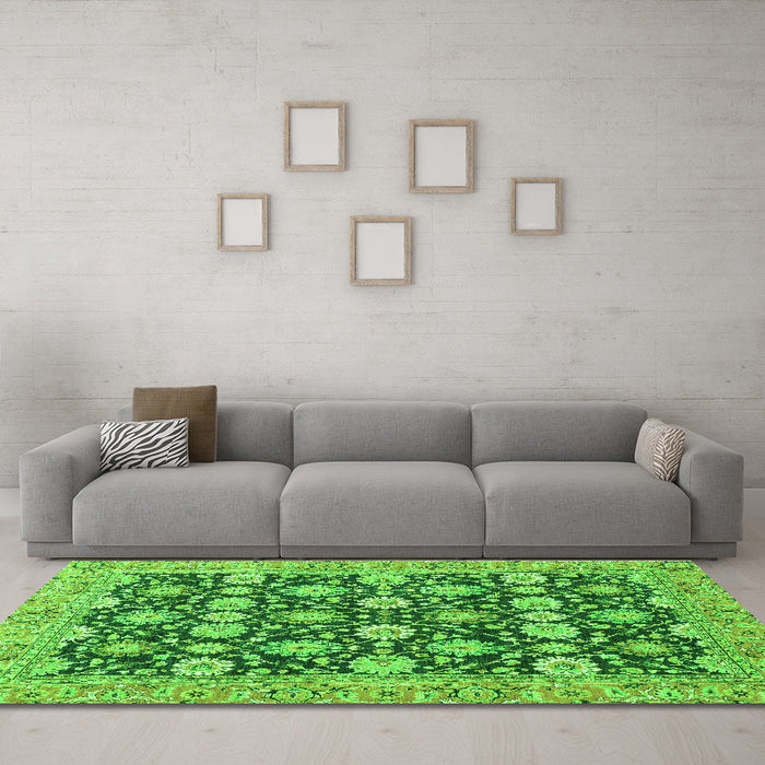 Machine Washable Abstract Green Modern Area Rugs in a Living Room,, wshabs2429grn