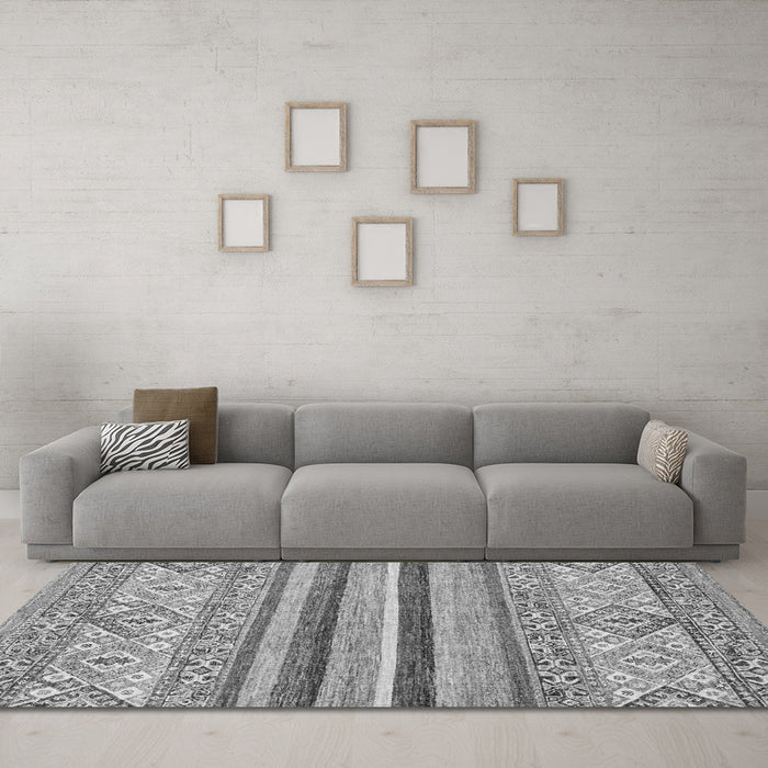 Machine Washable Abstract Gray Modern Rug in a Living Room,, wshabs2438gry