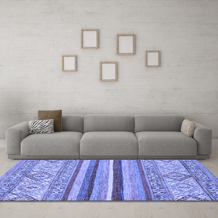 Machine Washable Abstract Blue Modern Rug in a Living Room, wshabs2438blu