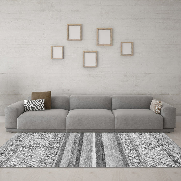 Machine Washable Abstract Gray Modern Rug in a Living Room,, wshabs2440gry