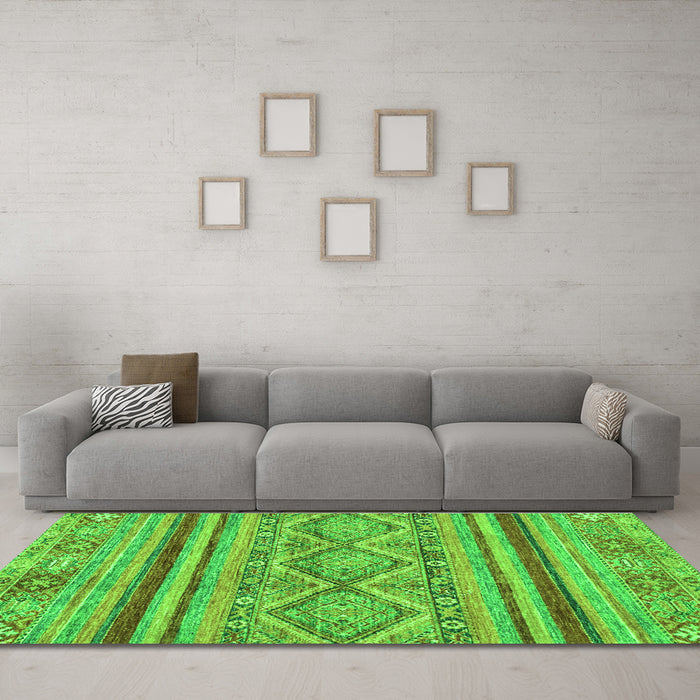 Machine Washable Abstract Green Modern Area Rugs in a Living Room,, wshabs2443grn