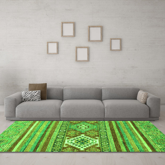 Machine Washable Abstract Green Modern Area Rugs in a Living Room,, wshabs2445grn