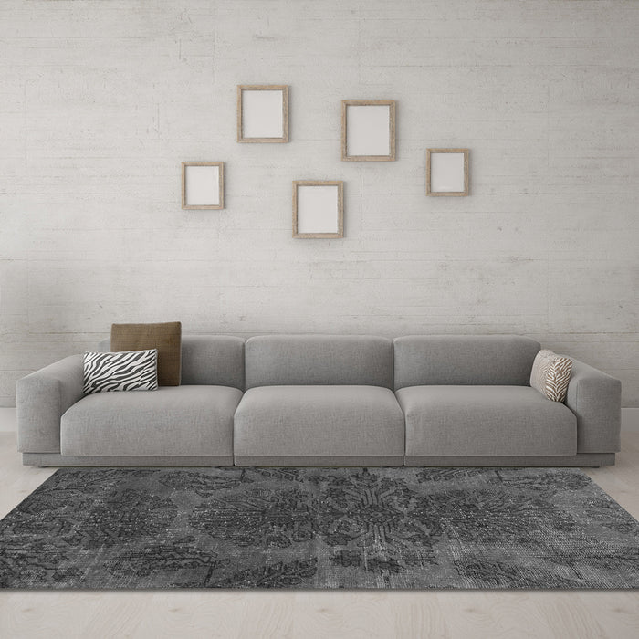 Machine Washable Abstract Gray Modern Rug in a Living Room,, wshabs2449gry