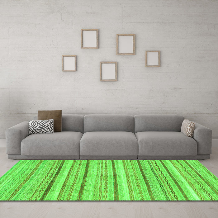 Machine Washable Abstract Green Modern Area Rugs in a Living Room,, wshabs2451grn