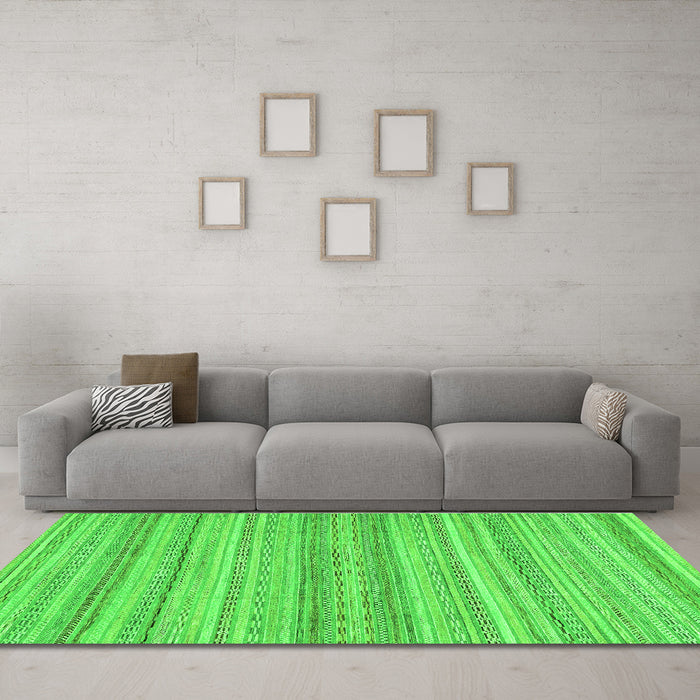 Machine Washable Abstract Green Modern Area Rugs in a Living Room,, wshabs2452grn