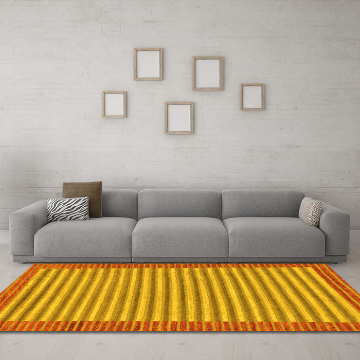 Machine Washable Abstract Yellow Modern Rug in a Living Room, wshabs245yw