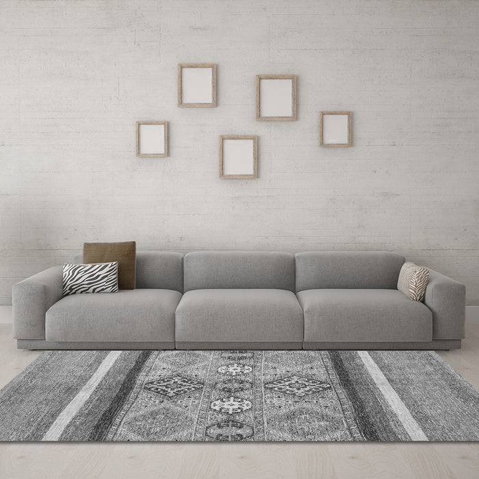 Machine Washable Abstract Gray Modern Rug in a Living Room,, wshabs2463gry