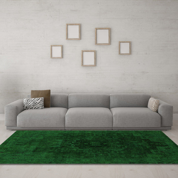 Machine Washable Abstract Green Modern Area Rugs in a Living Room,, wshabs2464grn