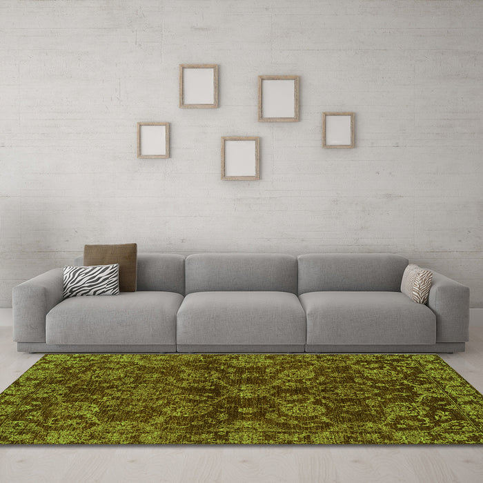Machine Washable Abstract Green Modern Area Rugs in a Living Room,, wshabs2465grn